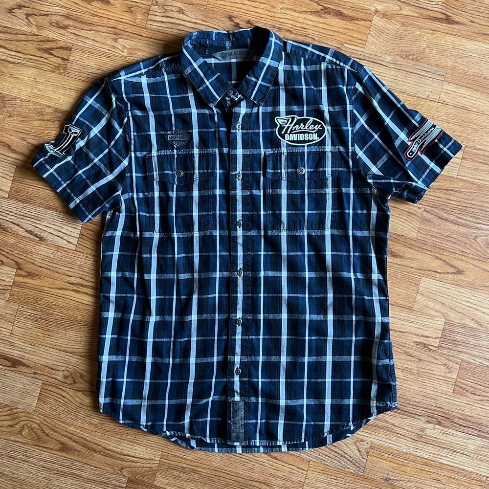 Harley-Davidson blue plaid short sleeve button up shirt, size Large